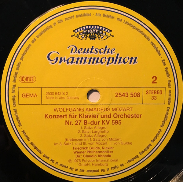 Klavierkonzerte  = Piano Concertos Nos. 21 & 27