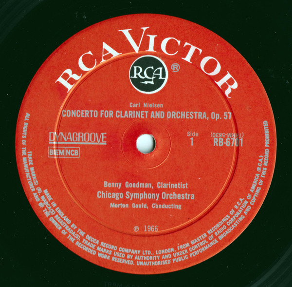 Clarinet Concerto / Symphony No. 2 ("The Four Temperaments")