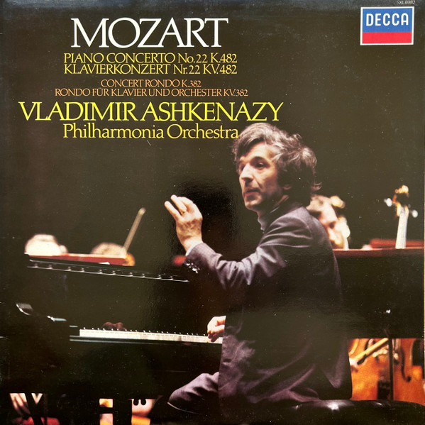 Piano Concerto No.22, K.482 / Concert Rondo K.382
